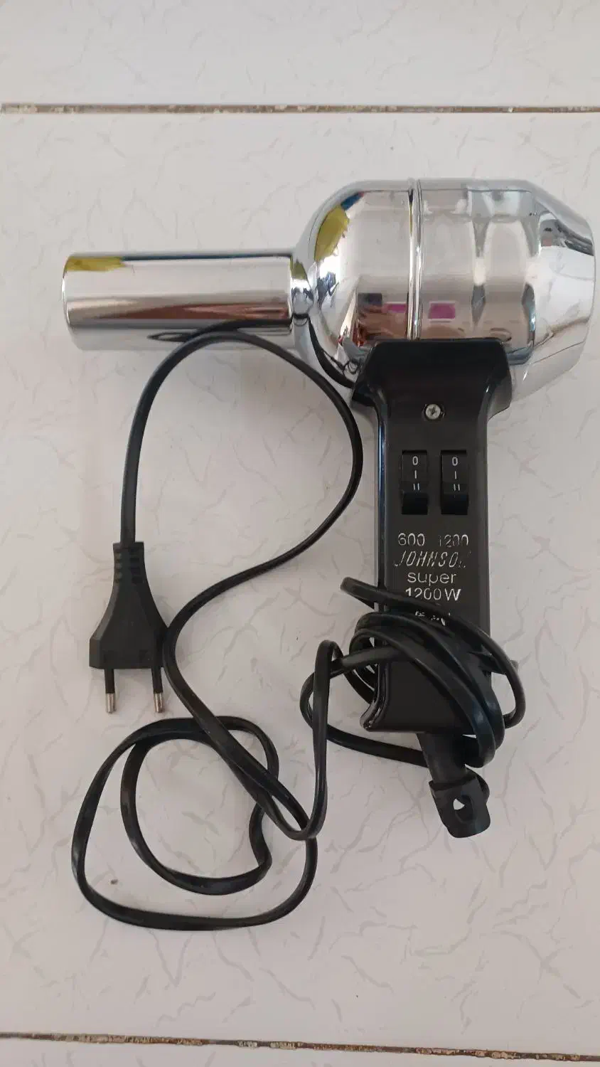 آرایشی|آرایشگاه و سالن‌های زیبایی|همدان, |دیوار