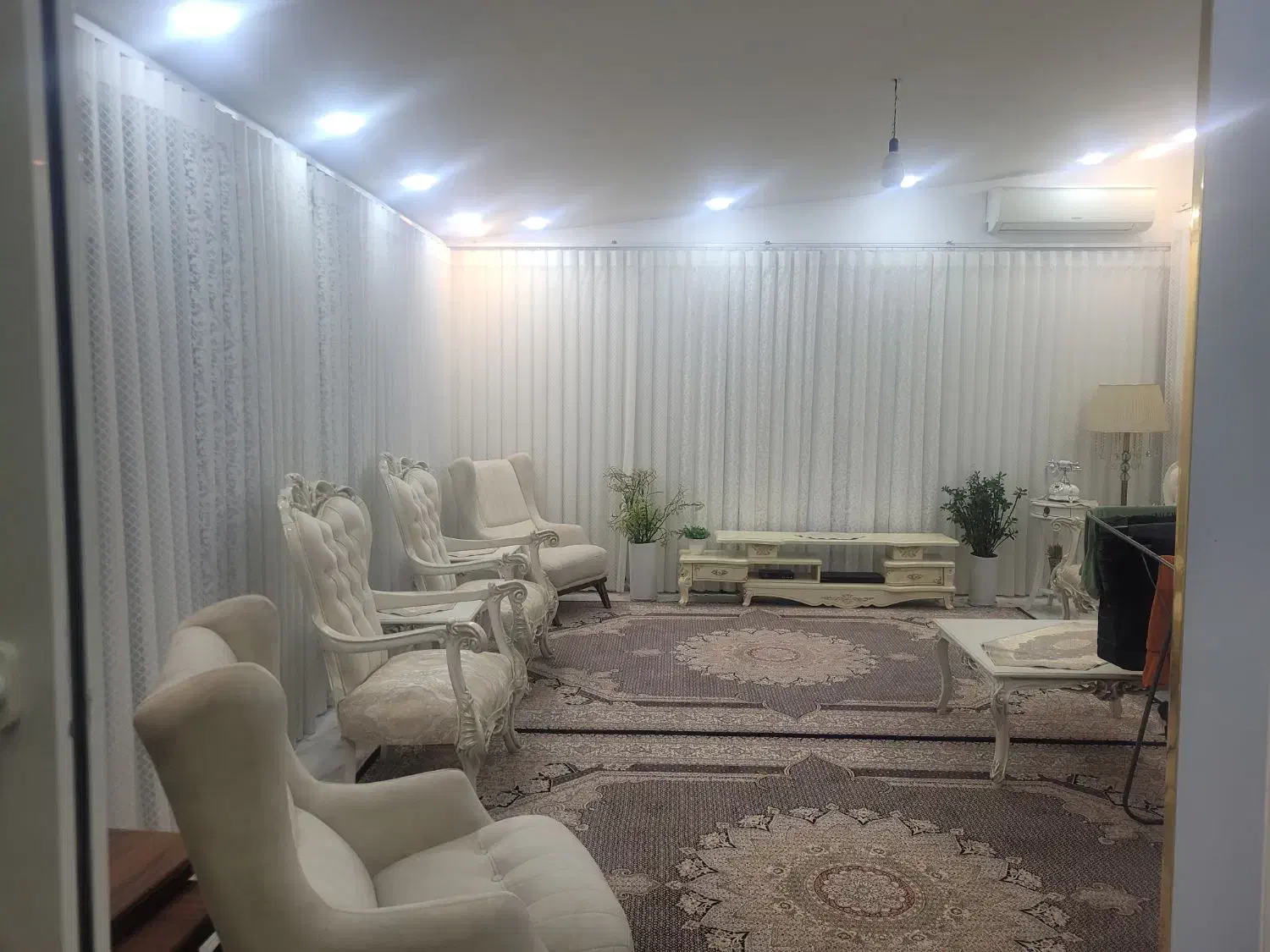 یه واحد آپارتمان دراستقامت|فروش آپارتمان|رشت, استقامت ۲|دیوار