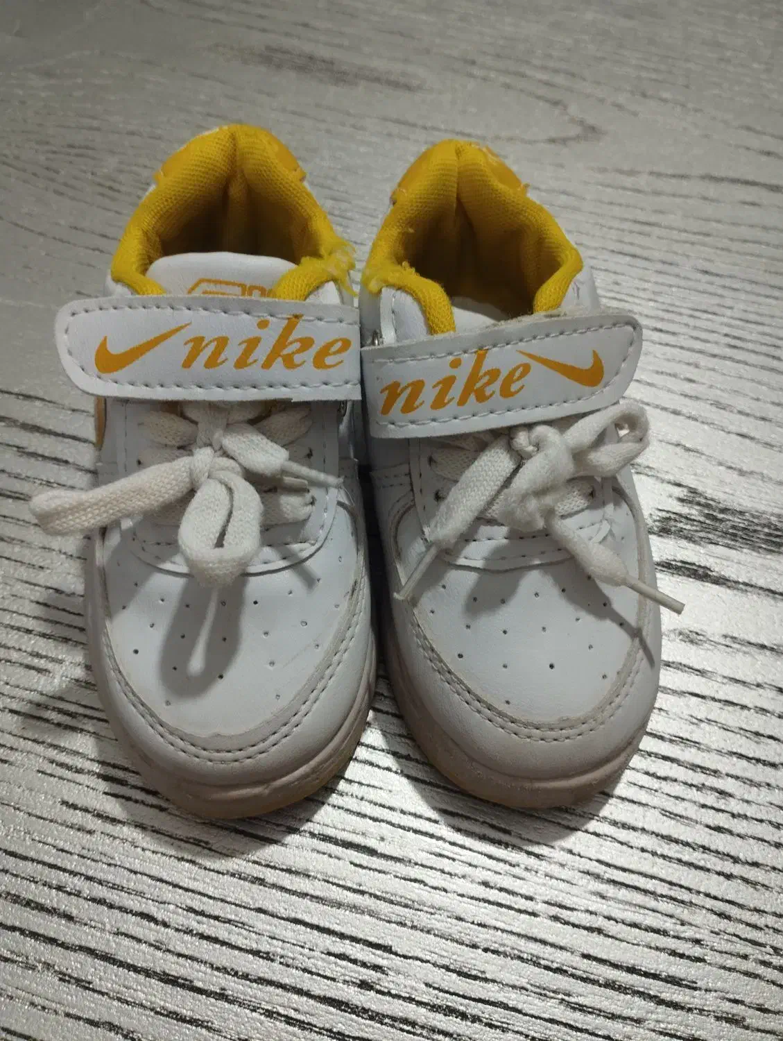 کفش سایز ۲۲. فقط ۱۵۰|کیف، کفش، کمربند|مشهد, طبرسی شمالی|دیوار