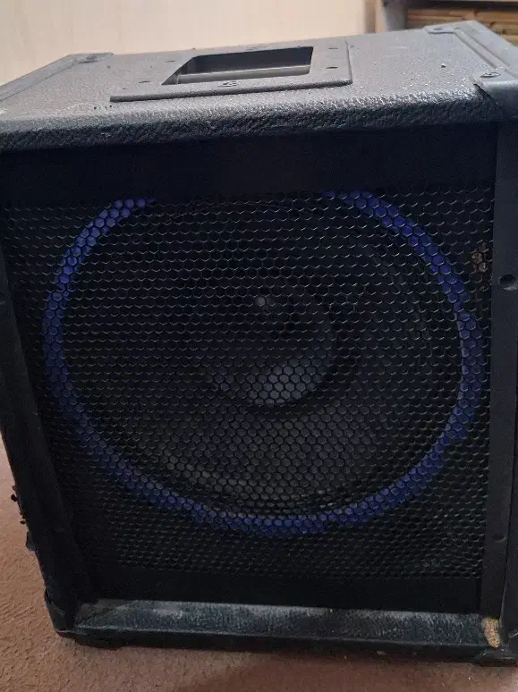 باند.باند جاسکو|سیستم صوتی خانگی|رباط‌کریم, مسکن مهر آبشناسان|دیوار