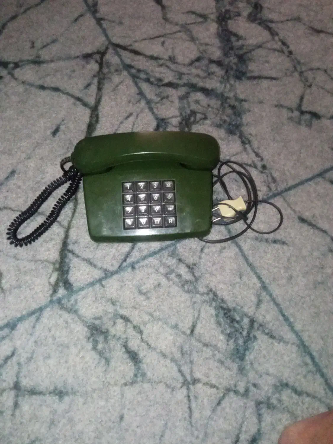 گوشی المانی|تلفن رومیزی|کاشان, کارگر|دیوار