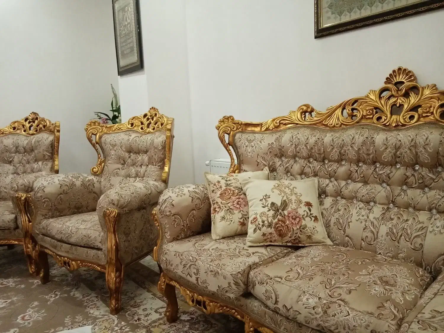 مبل 7نفره سلطنتی|مبلمان خانگی و میز عسلی|رباطکریم, رباطکریم|دیوار