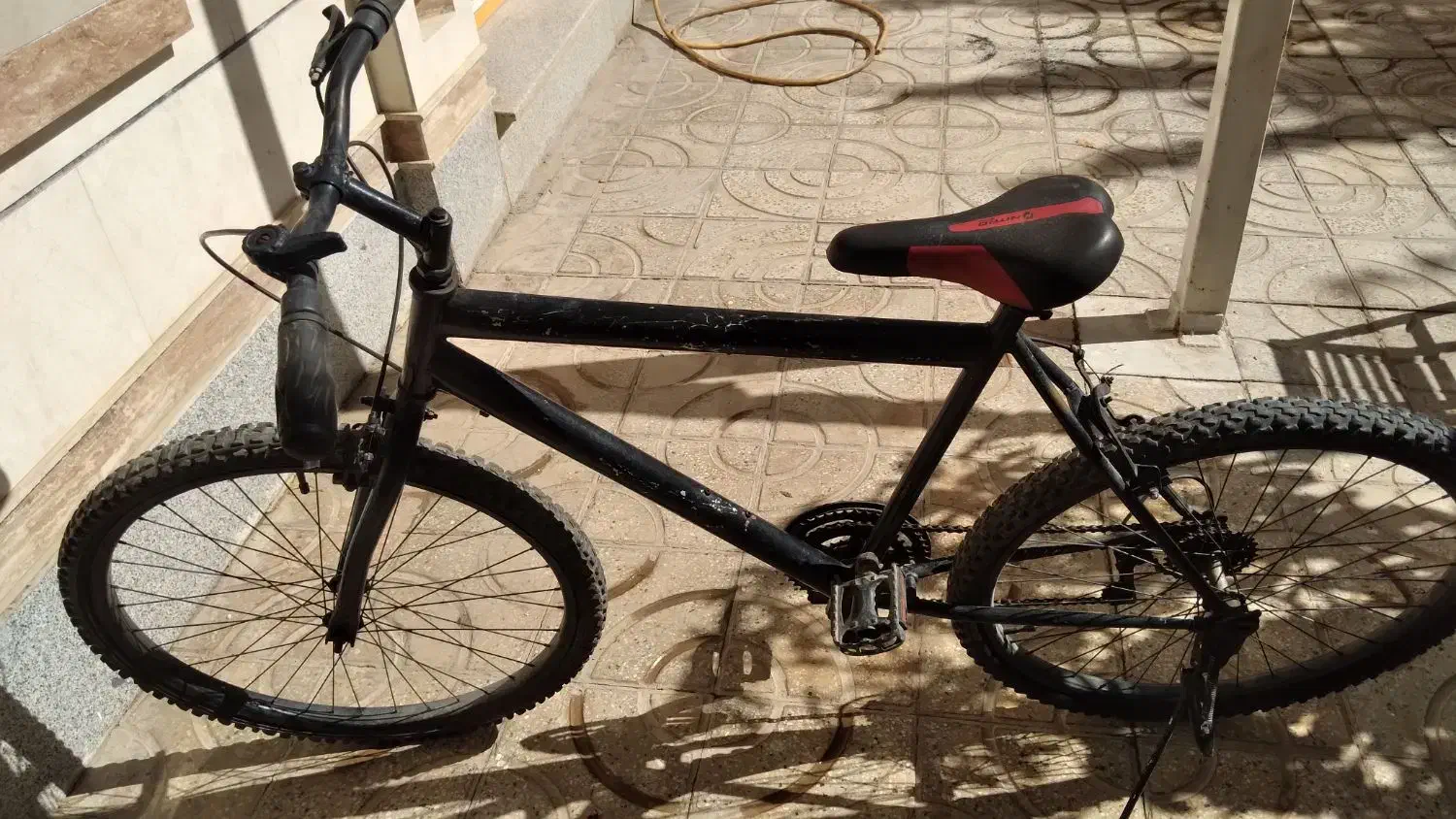 دوچرخه|دوچرخه، اسکیت، اسکوتر|بهار, |دیوار