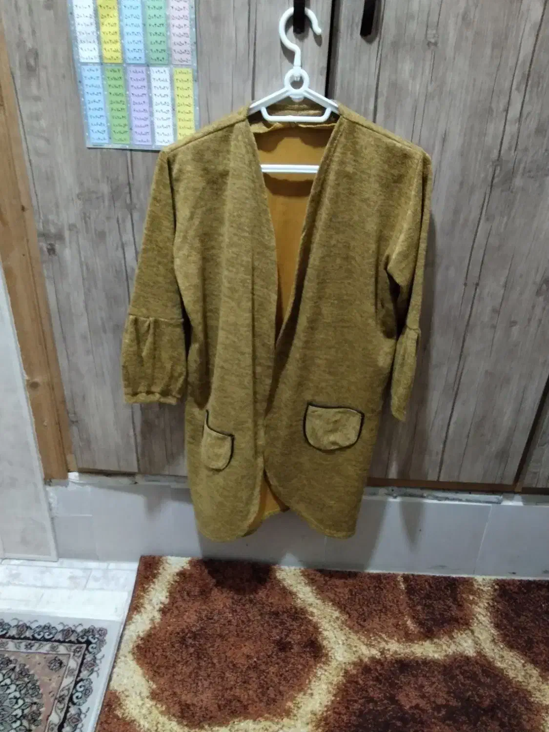 مانتو نو|لباس|گرگان, |دیوار