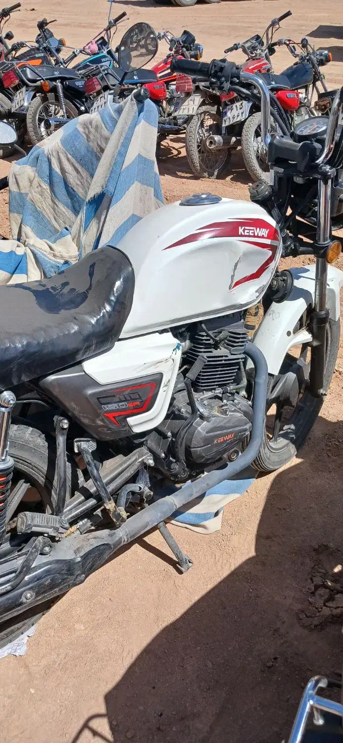 موتور کی وی مدل 98 تصادفی|موتورسیکلت|اردکان, |دیوار