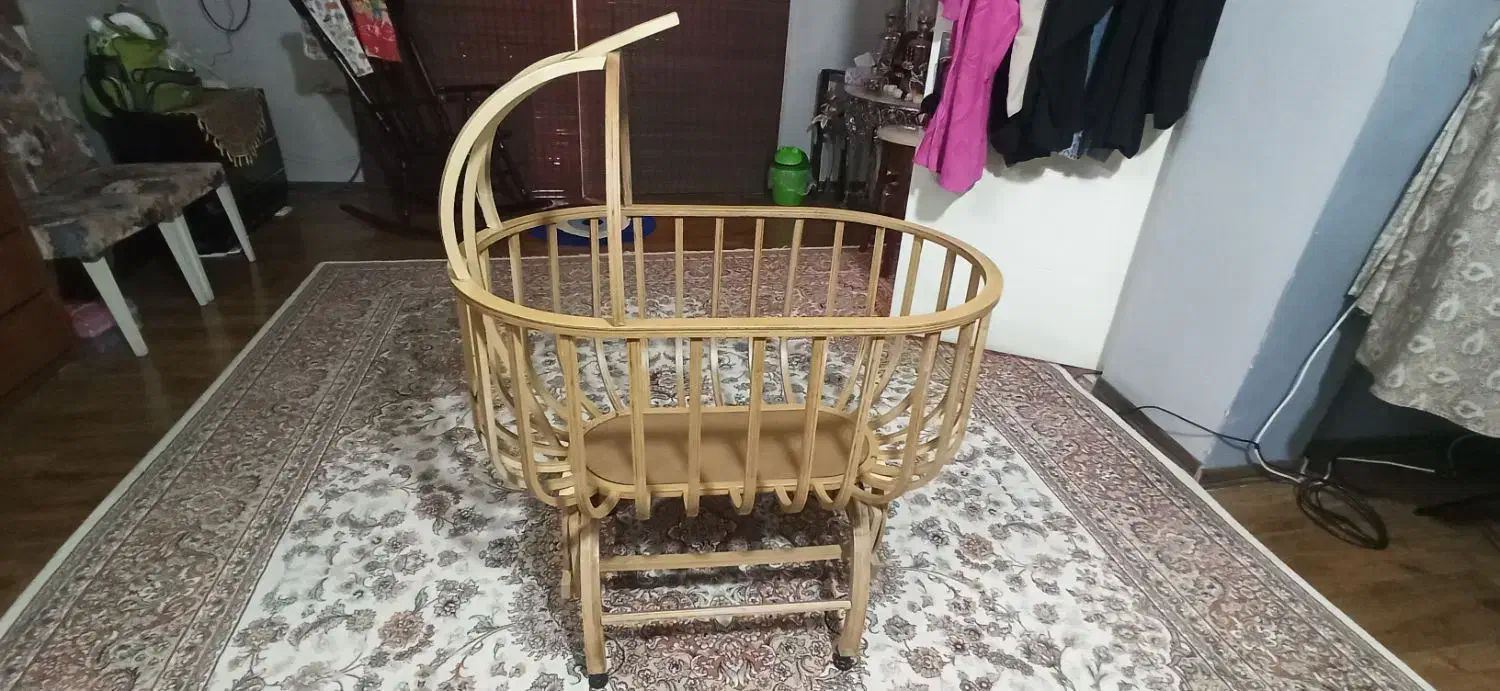 گهواره چوبی|اسباب و اثاث بچه|زرقان, |دیوار