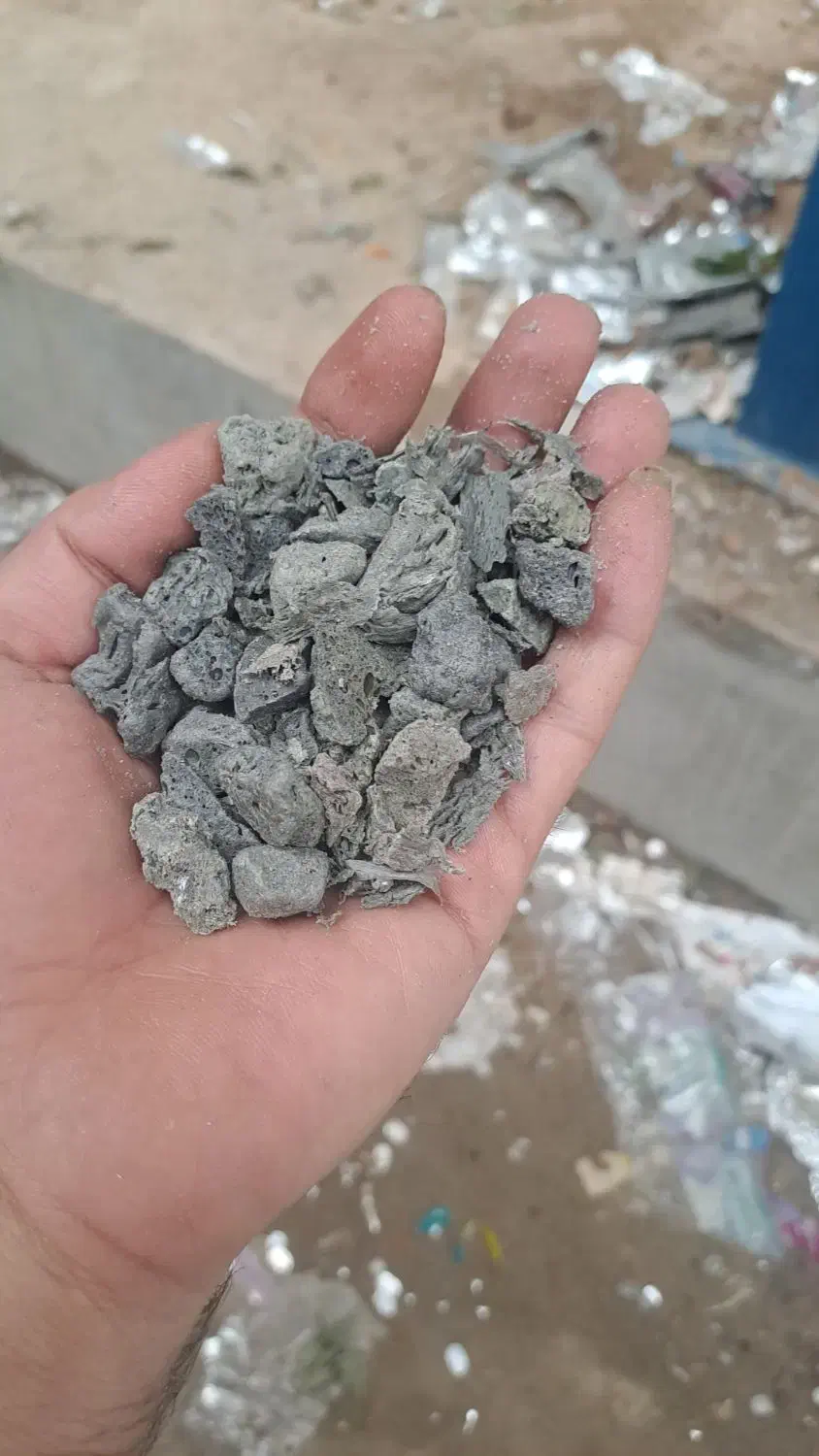 کارگر ساده و دفتر دار خانم|استخدام صنعتی، فنی، مهندسی|شاهدشهر, |دیوار