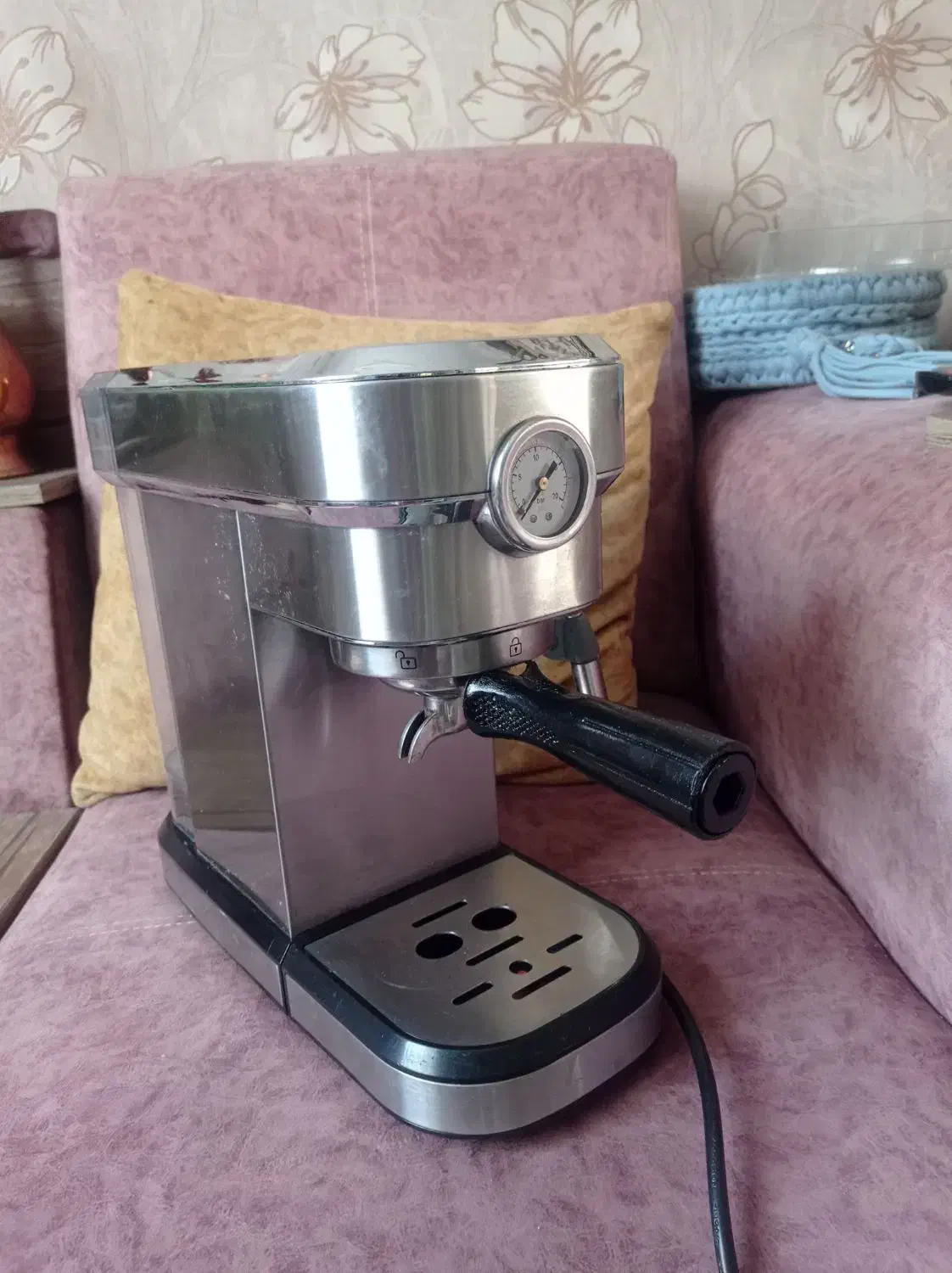 قهوه سازنیمه حرفه ای|سماور، چای‌ساز، قهوه‌ساز|تهران, آذری|دیوار