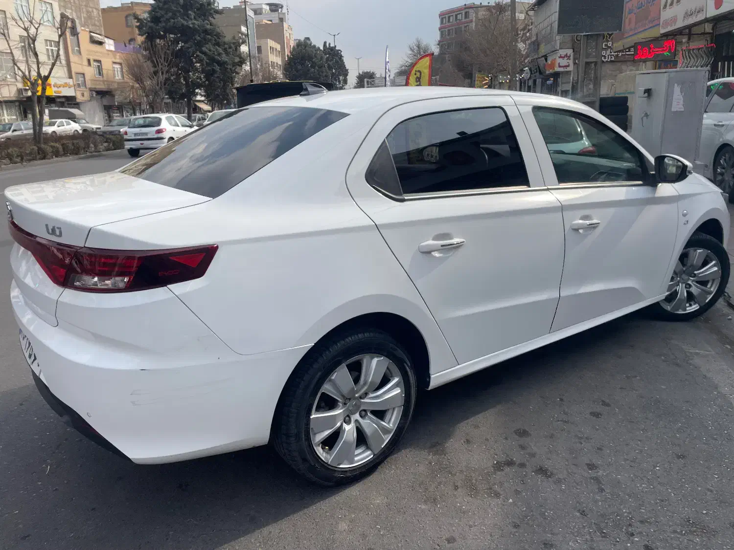 تارا اتومات v4 مدل ۴۰۳|خودرو سواری و وانت|کرج, شهرک فهمیده|دیوار