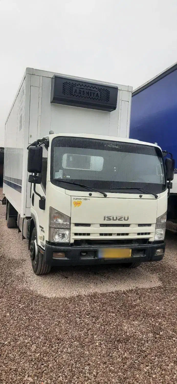 ایسوزو|خودرو سنگین|کوهین, |دیوار