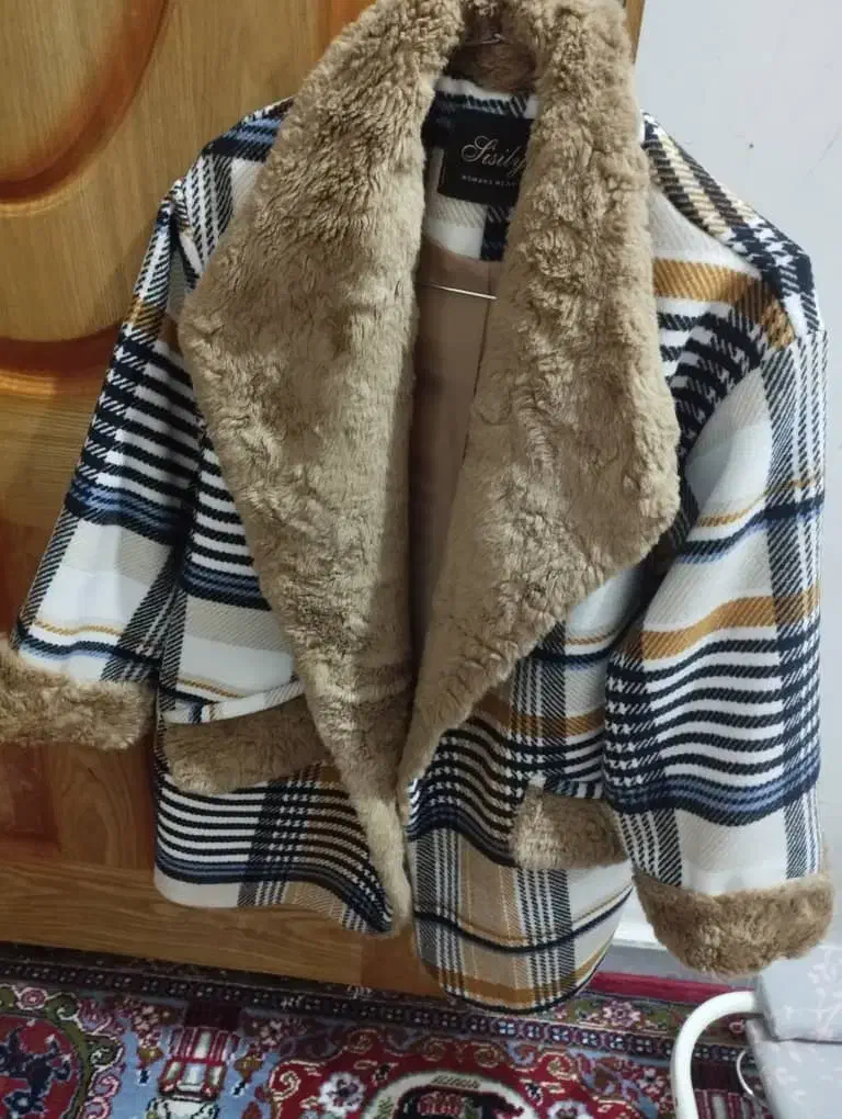 پالتو کتی چهارخونه|لباس|باغ ملک, |دیوار