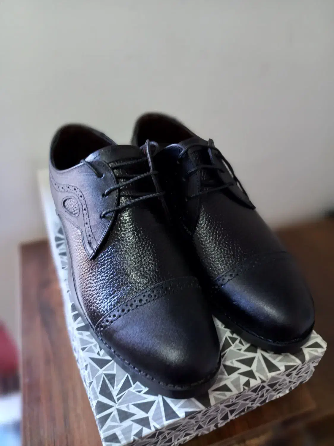 کفش چرمی|کیف، کفش، کمربند|اهر, |دیوار