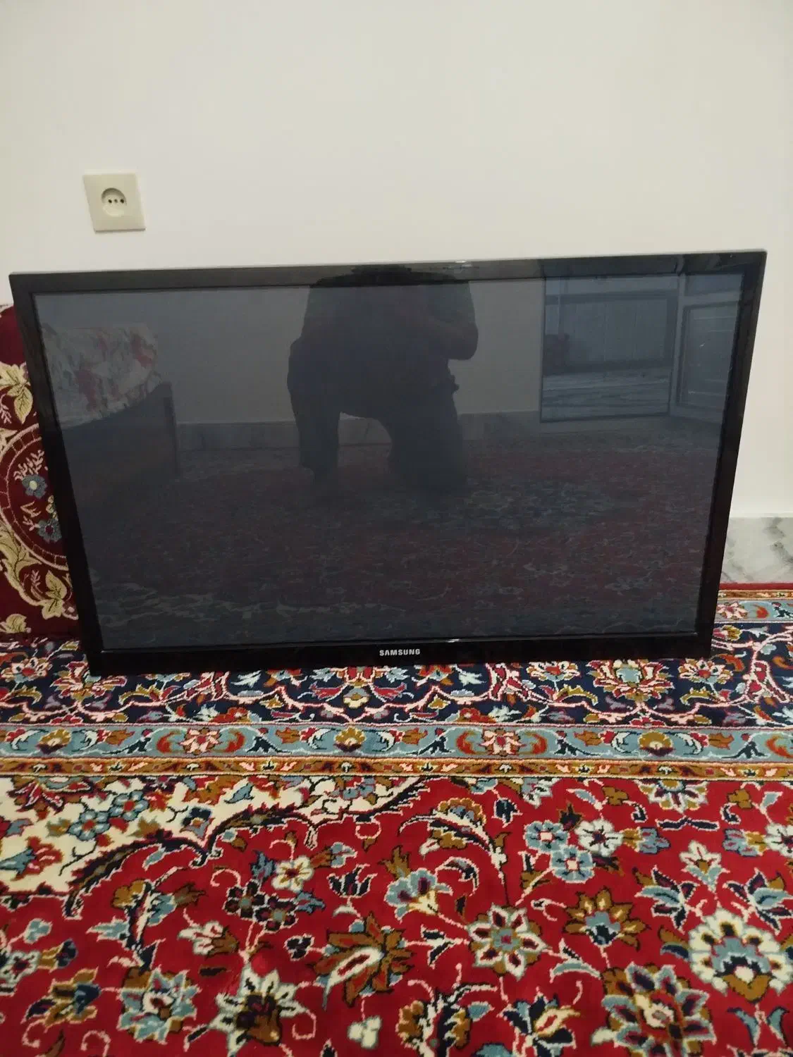 تلویزیون 43اینچ|تلویزیون و پروژکتور|کلاله, |دیوار