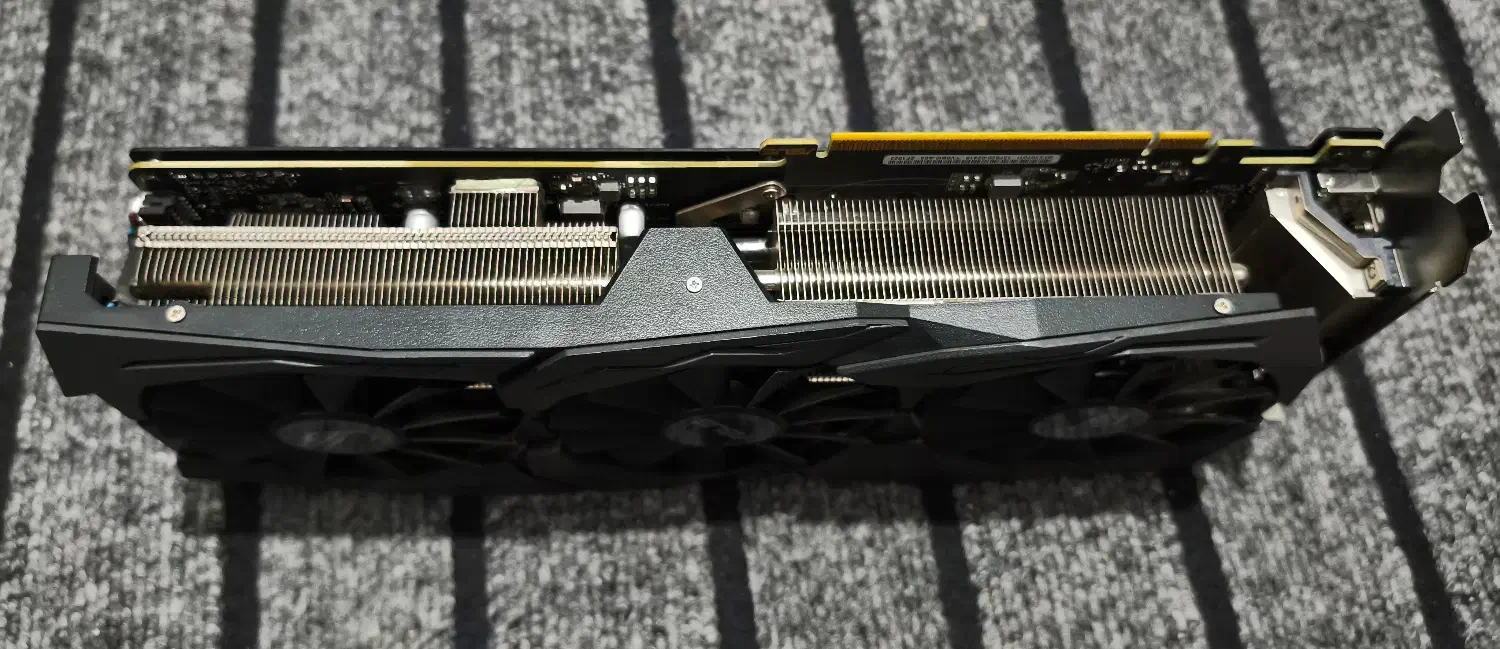 کارت گرافیک ROG strix 1070ti stock|قطعات و لوازم جانبی رایانه|ری, شهادت|دیوار