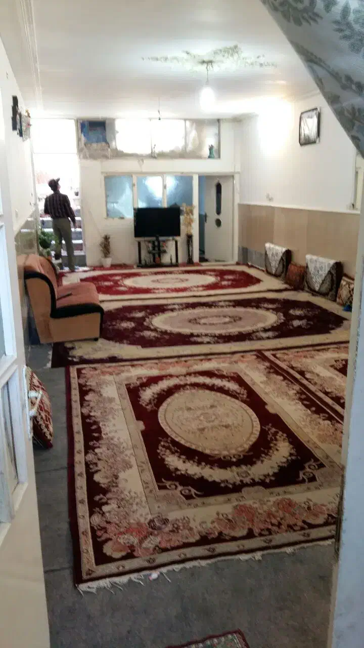 ۱۰۰ زاویه جهت کارگاه یا انبار|اجارهٔ مغازه و غرفه|قم, شهرک سازمان آب|دیوار