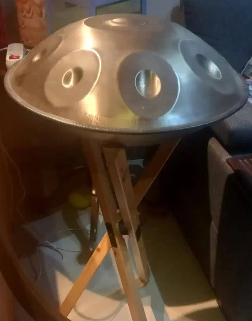 درام دستی|درام و پرکاشن|یزد, |دیوار