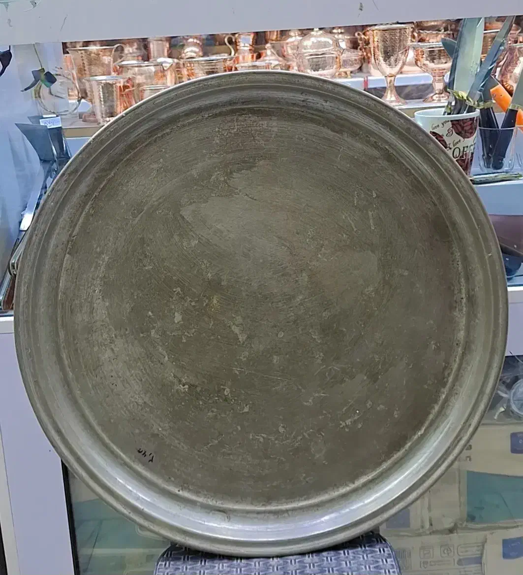 سینی مسی قدیمی|کلکسیون اشیاء عتیقه|بجنورد, |دیوار