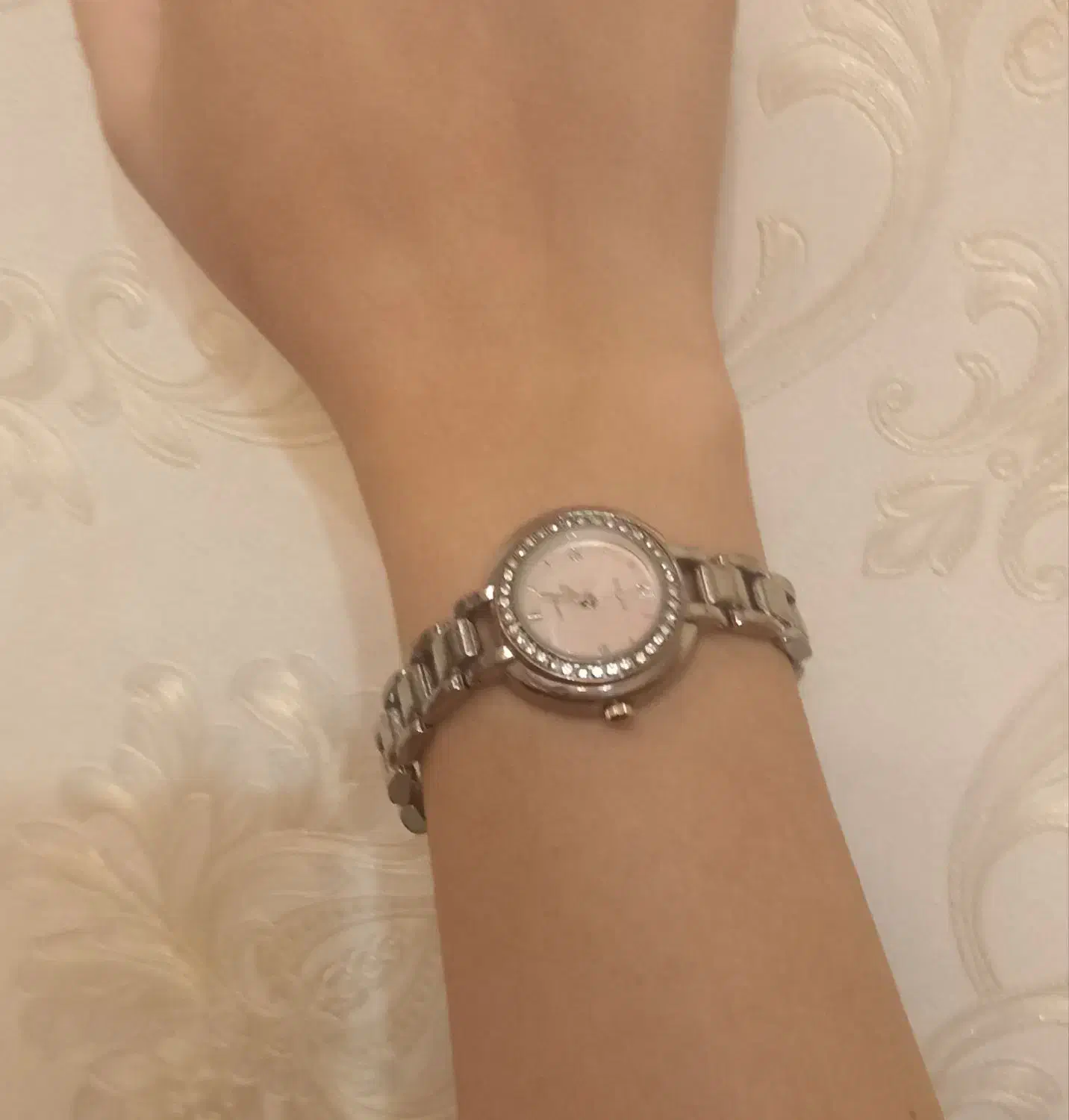ساعت مچی|ساعت|کرمانشاه, |دیوار