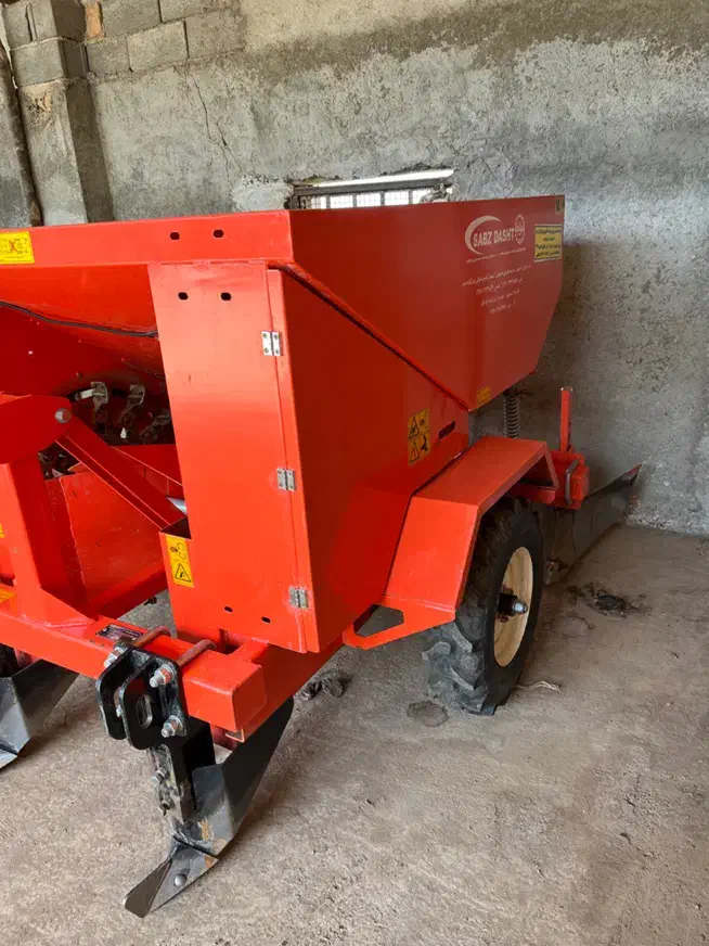 سیب زمینی کار سبز دشت|ماشین‌آلات صنعتی|گرگان, |دیوار