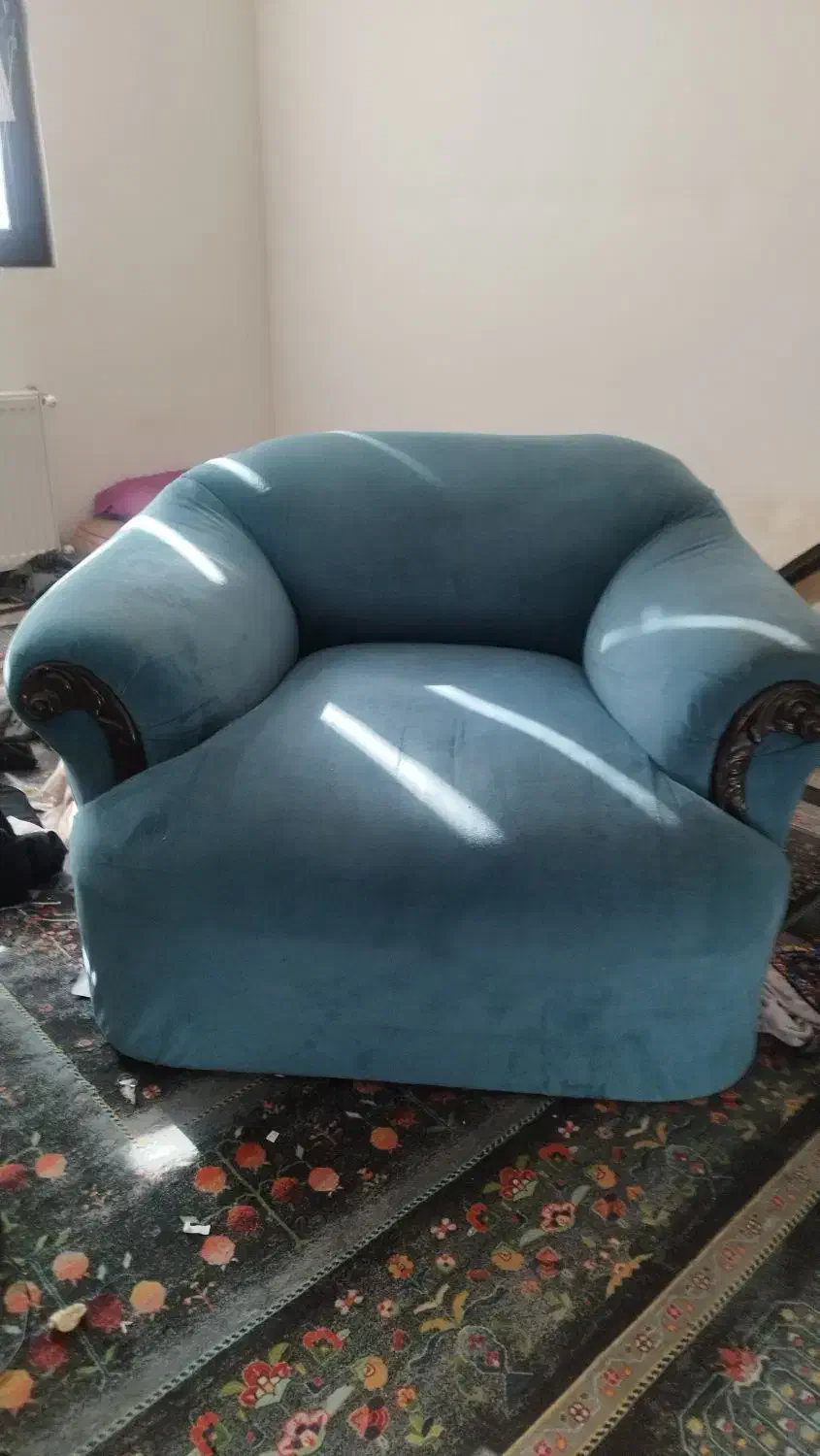 مبل تک|مبلمان خانگی و میز عسلی|شیراز, ریشمک|دیوار