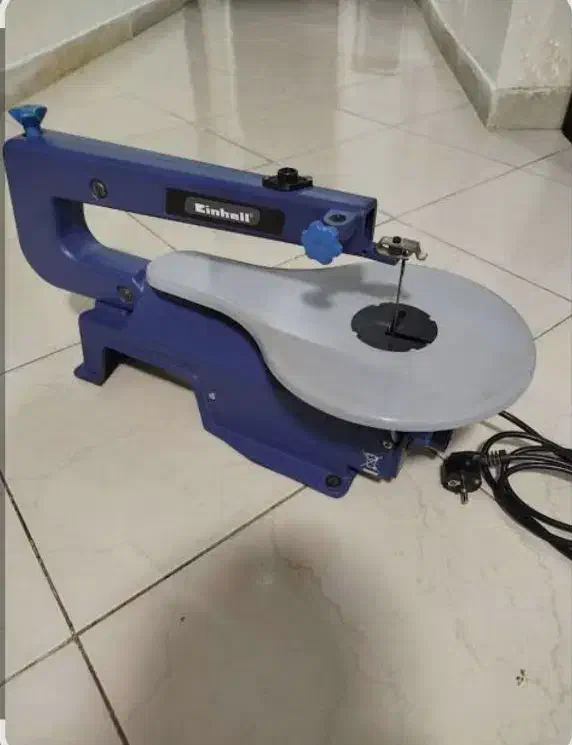 زاویه زن|ابزارآلات|کرج, حصارک پایین|دیوار