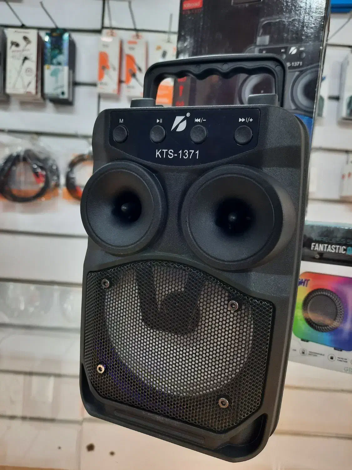 اسپیکر بلوتوثی/رم خور و فلش خور|پخشکننده همراه|کرج, خرمدشت|دیوار