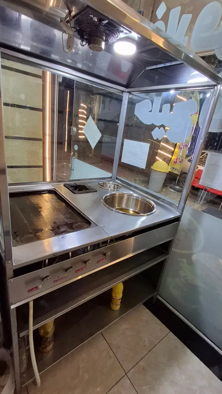 فر ساندویچی و میز کار در ماسال به فروش میرسد|کافیشاپ و رستوران|ماسال, |دیوار