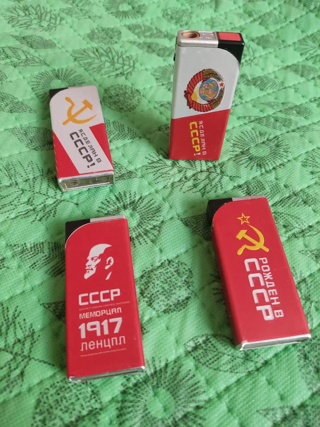 فندک اتمی|کلکسیون اشیاء عتیقه|گلبهار, شهر جدید گلبهار|دیوار