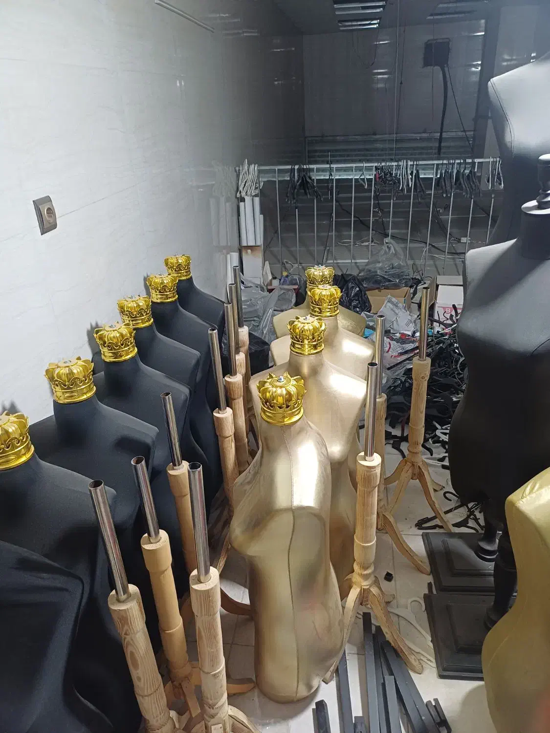 مانکن|فروشگاه و مغازه|محمدشهر, سیدآباد|دیوار