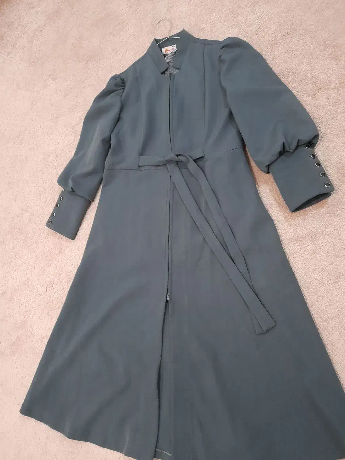 تعدادی مانتو|لباس|ملایر, |دیوار