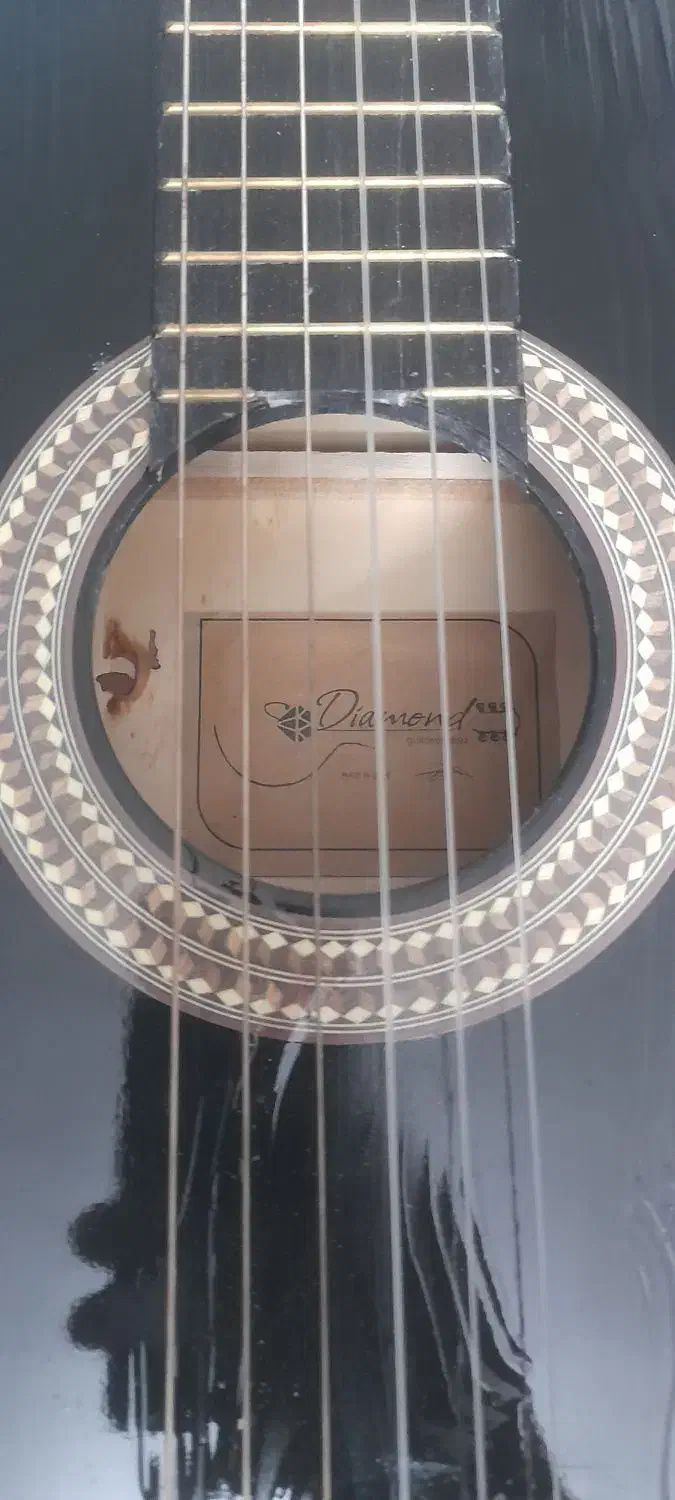 گیتار دیاموند نو نو|گیتار، بیس، امپلیفایر|مشهد, منزل آباد|دیوار