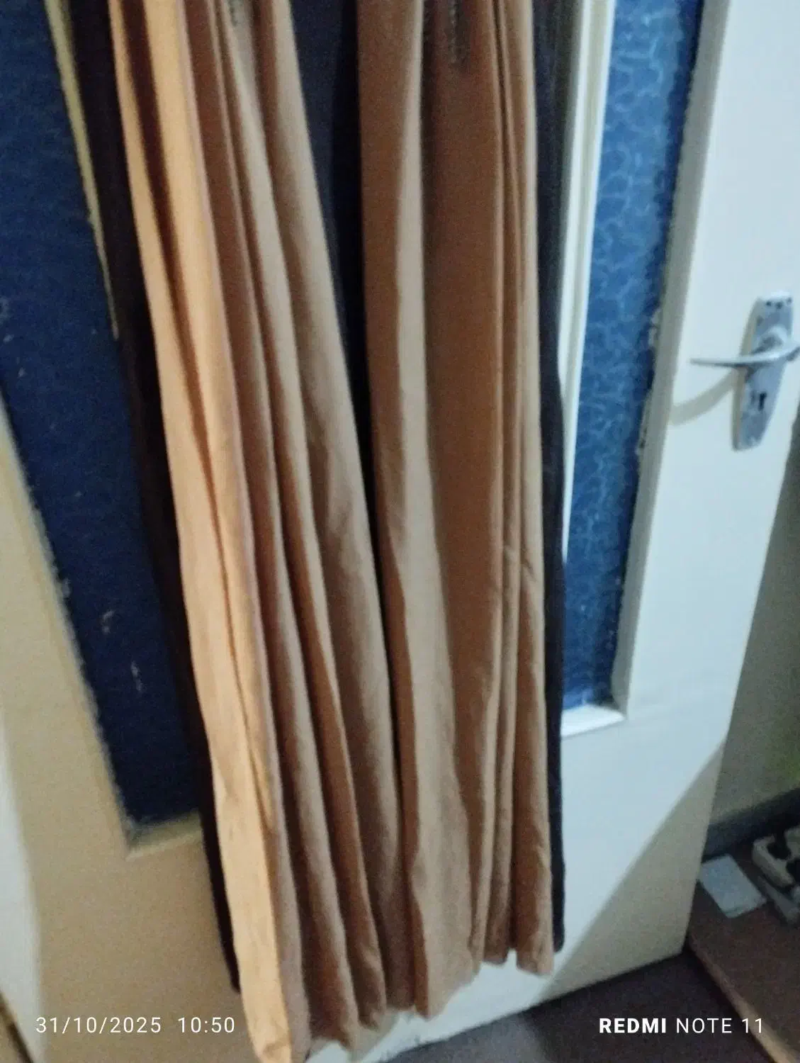 لباس مجلسی یا ماکسی|لباس|اصفهان, شیخ طوسی|دیوار