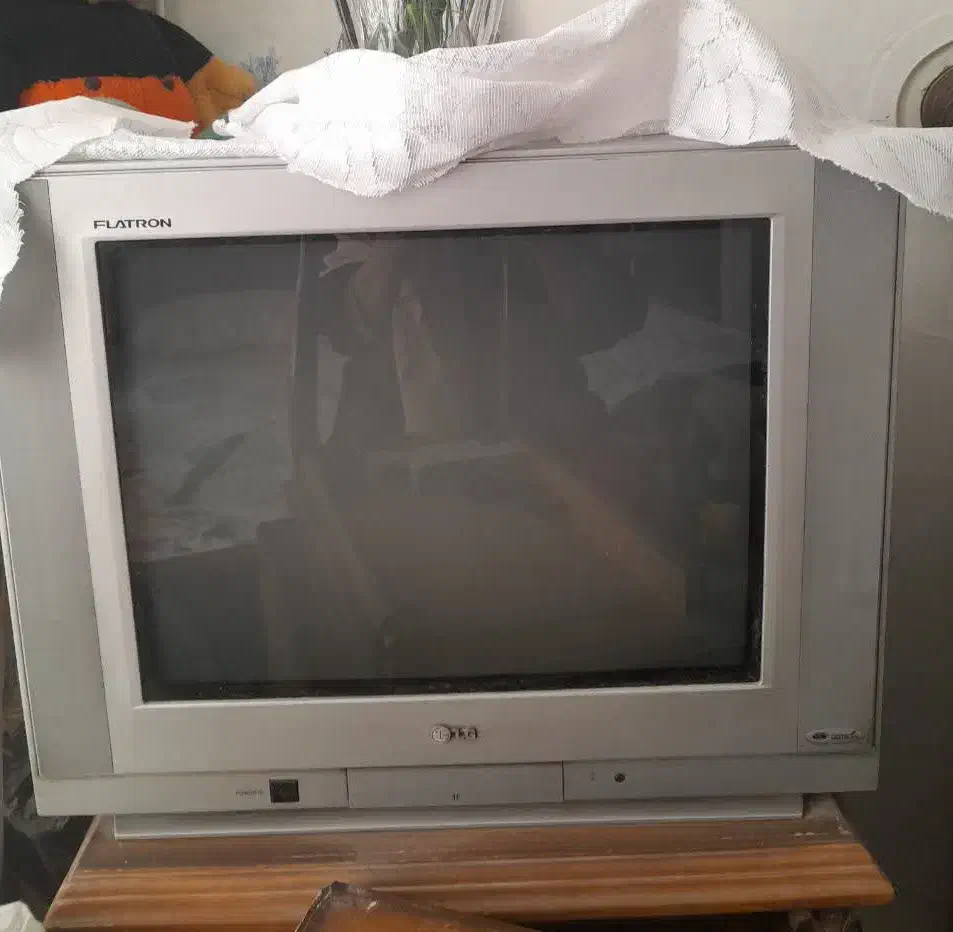 تلوزیون قدیمی زیر قیمت|تلویزیون و پروژکتور|رفسنجان, |دیوار