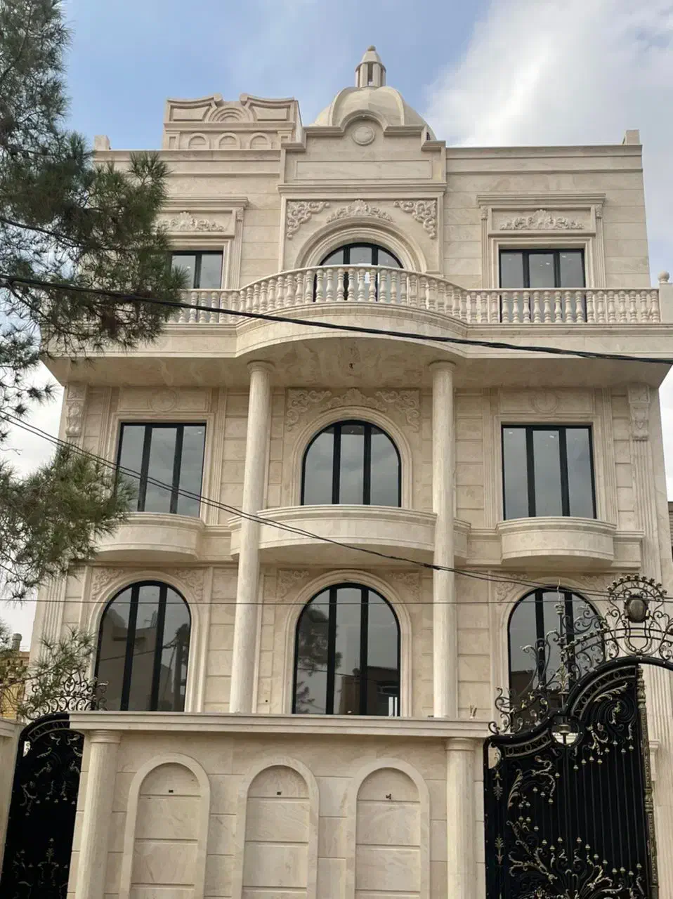 تولید درب و پنجره دوجداره آلومینیوم-UPVC-توری|خدمات پیشه و مهارت|یزد, |دیوار