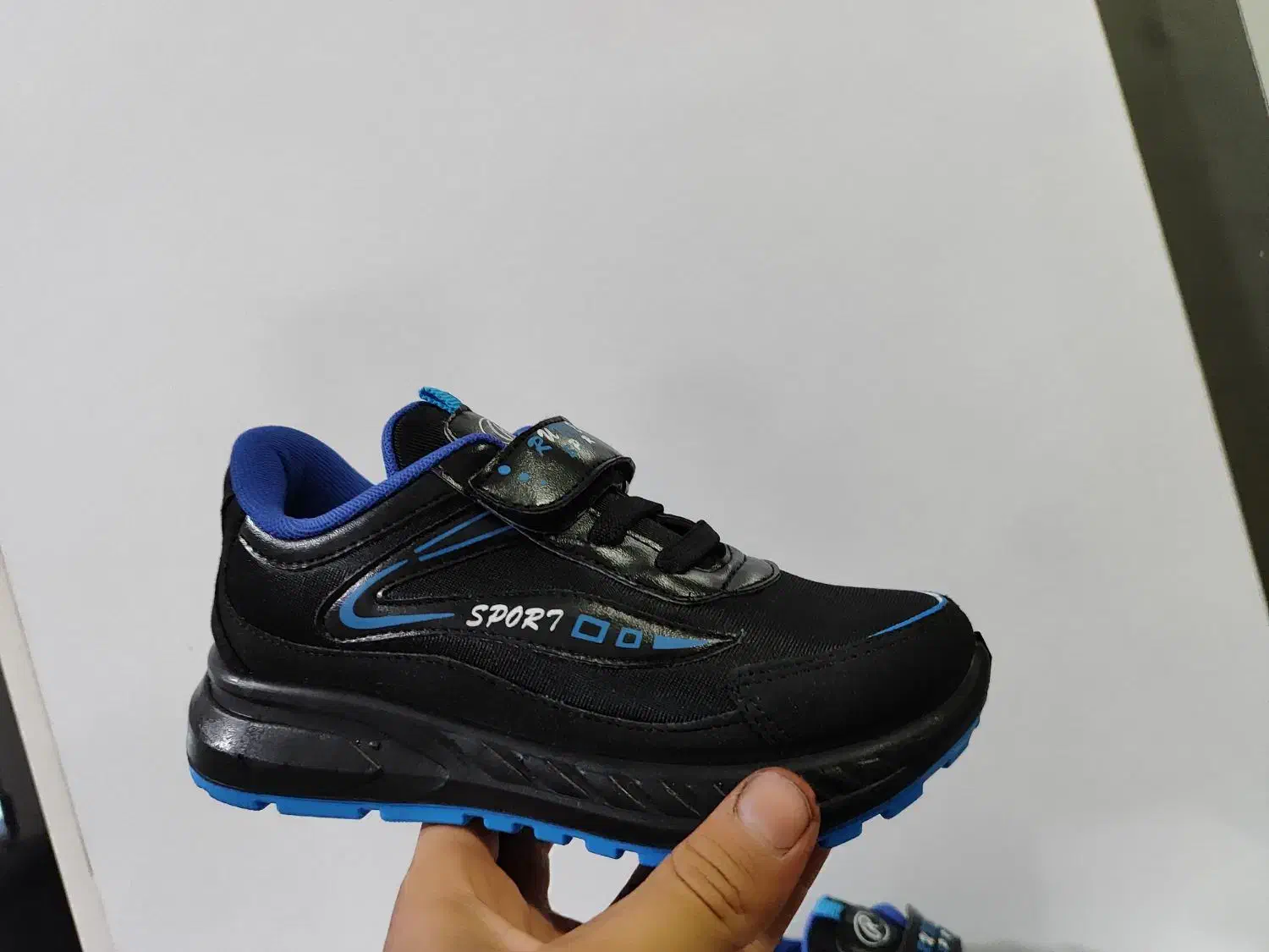 کتونی بچه گانه|کیف، کفش، کمربند|الوند, |دیوار