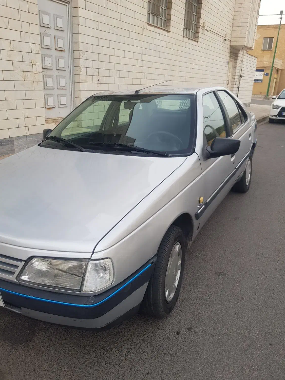 پژو ۴۰۵ دوگانه|خودرو سواری و وانت|قم, مهر آباد|دیوار