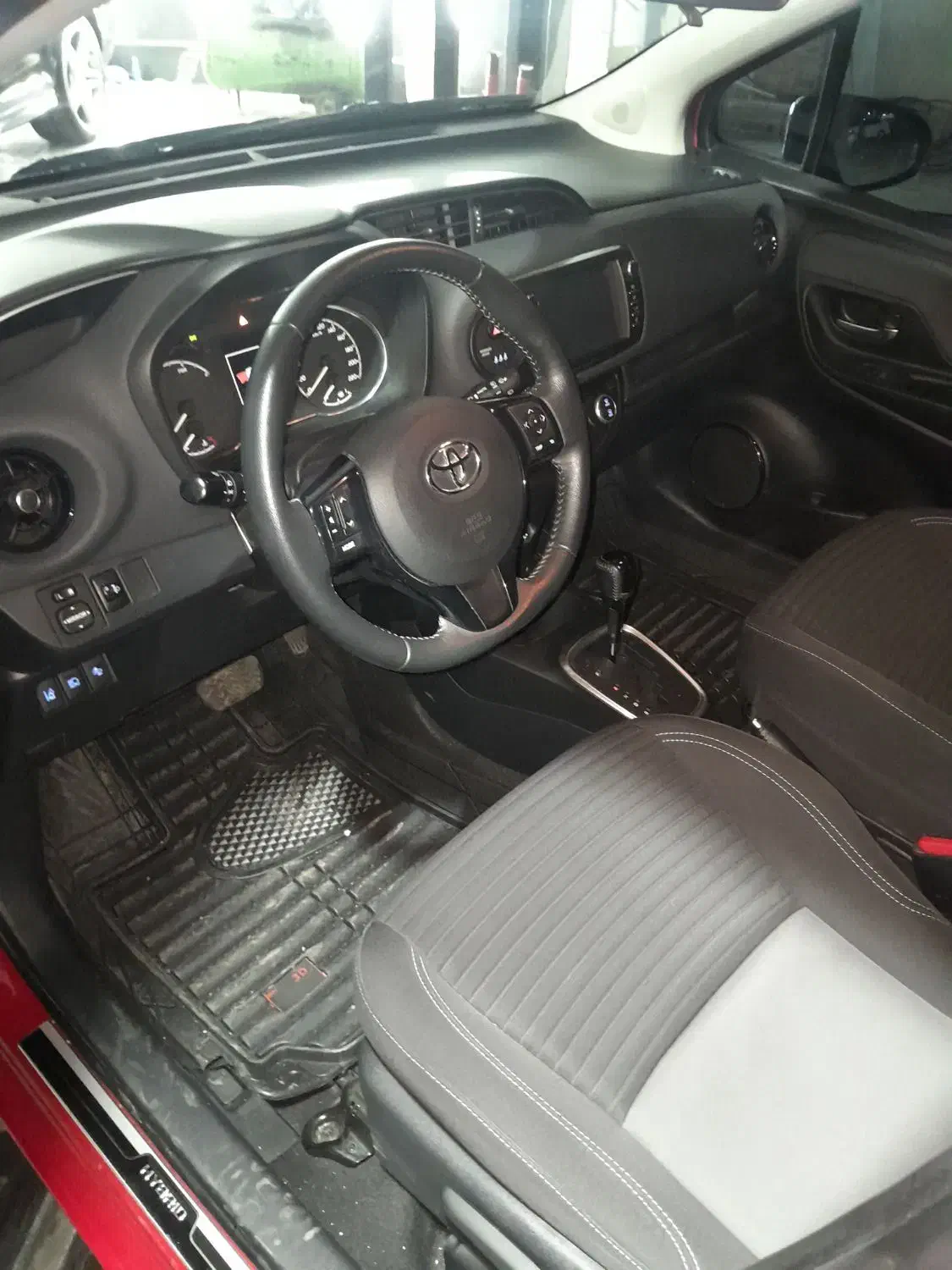 یاریس مدل ۲۰۱۸ هیبرید۳رادار ژاپن|خودرو سواری و وانت|تهران, بهار|دیوار