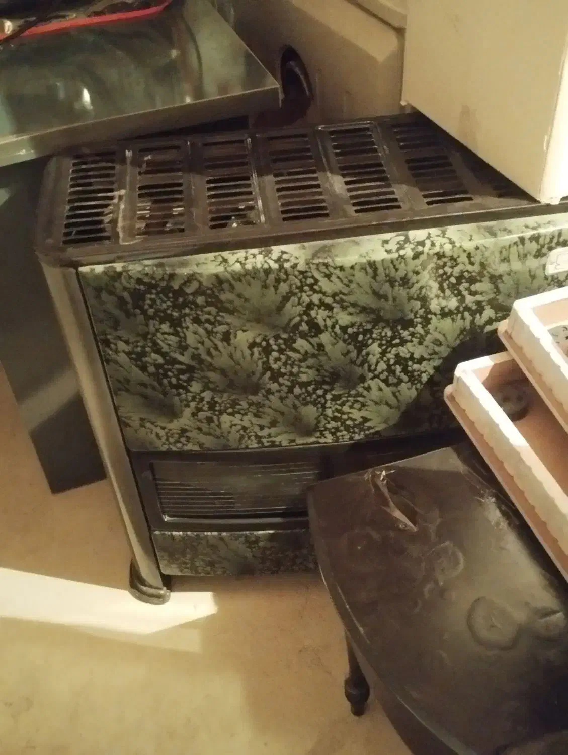 بخاری گازی درحد2عدد سالم|بخاری، هیتر، شومینه|قروه, |دیوار