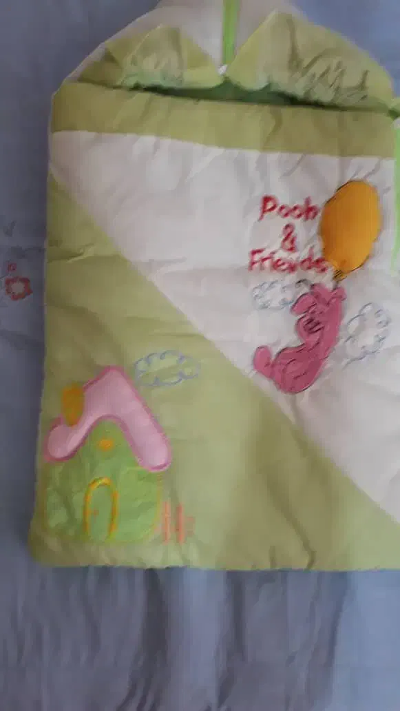 سرویس خواب نوزاد ۴ تکه|اسباب و اثاث بچه|شیراز, اصلاح‌نژاد|دیوار