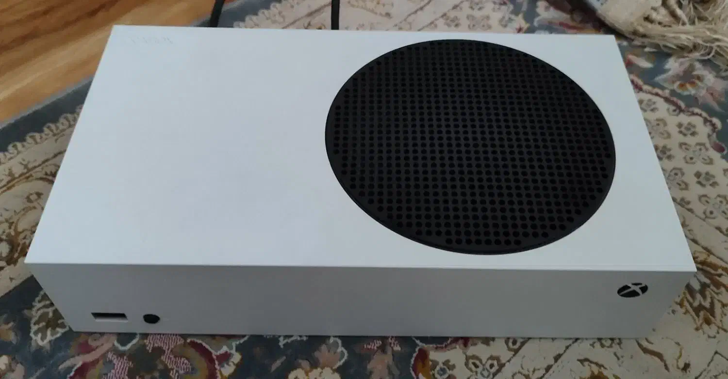 Xbox series S دو دسته|کنسول، بازی ویدئویی و آنلاین|اندیشه, اندیشه فاز ۴|دیوار