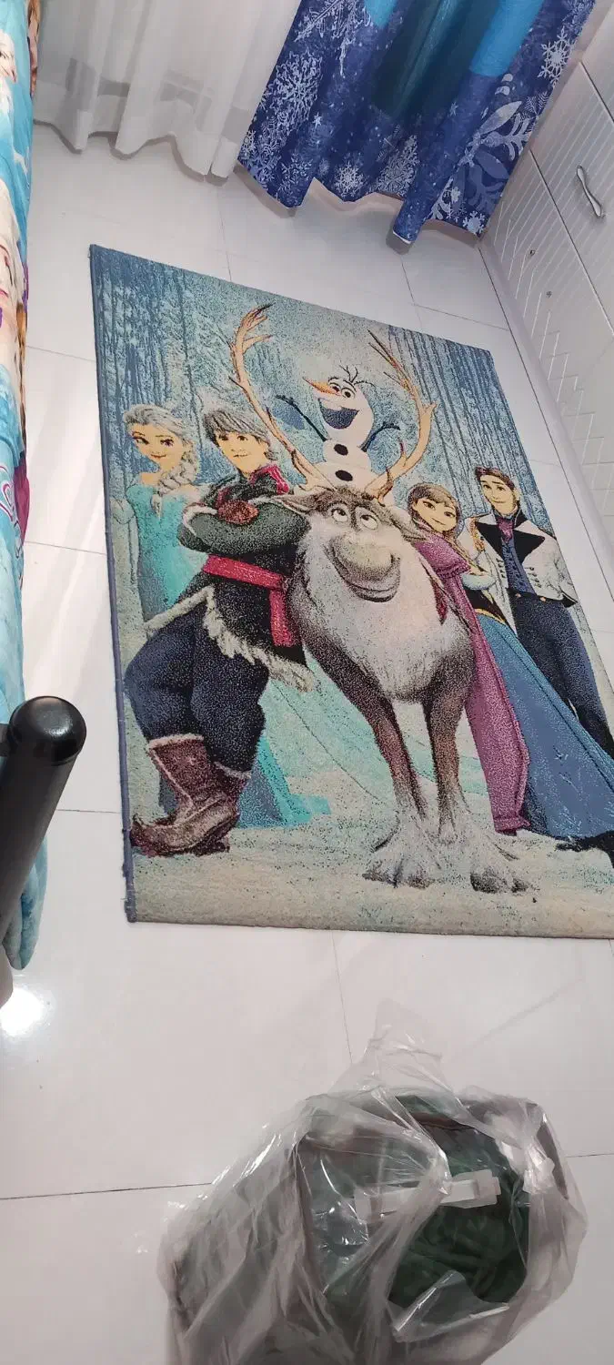 قالیچه السا انا پرده و رو تختی السا هم موجوده|گلیم، جاجیم، گبه|تهران, افسریه شمالی|دیوار