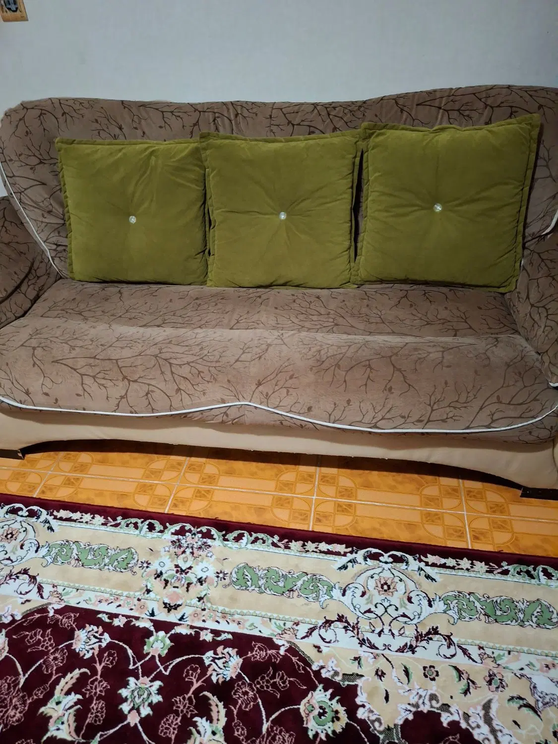 مبل|مبلمان خانگی و میز عسلی|رشت, حومه رشت|دیوار
