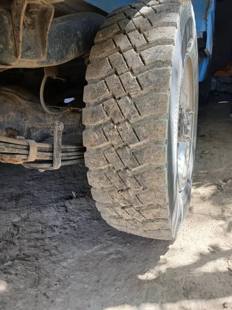 لاستیک نیسان تیوبلیس|قطعات یدکی و لوازم جانبی|سلماس, |دیوار