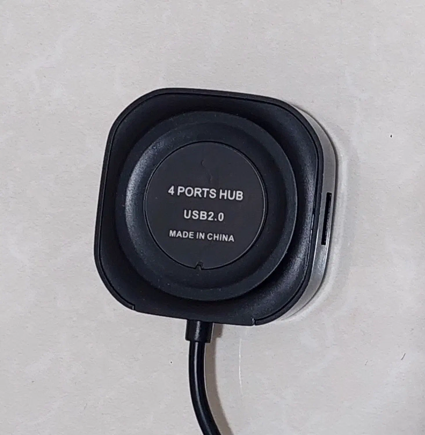 USB هاب|قطعات و لوازم جانبی رایانه|میانه, |دیوار