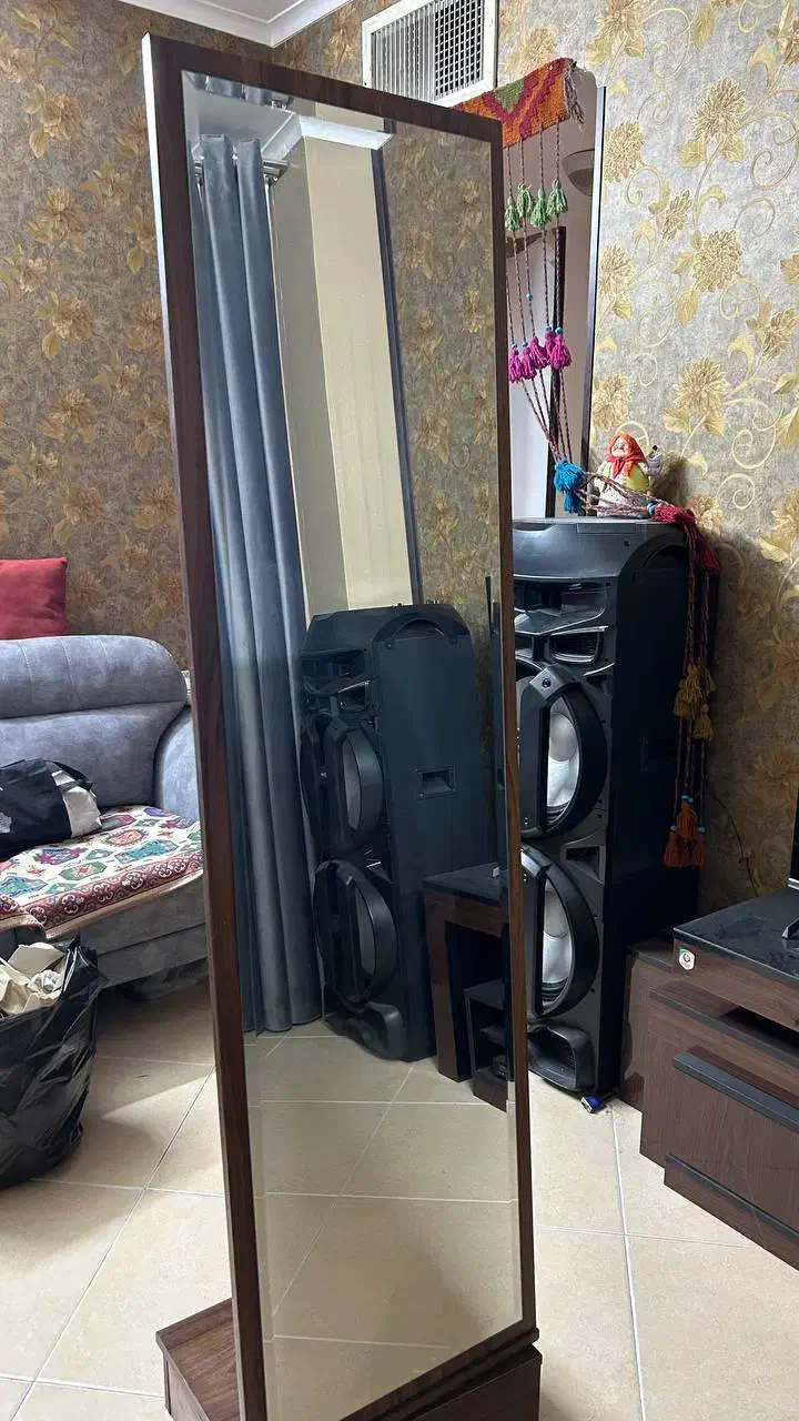 آینه قدی|آینه|سمنان, |دیوار