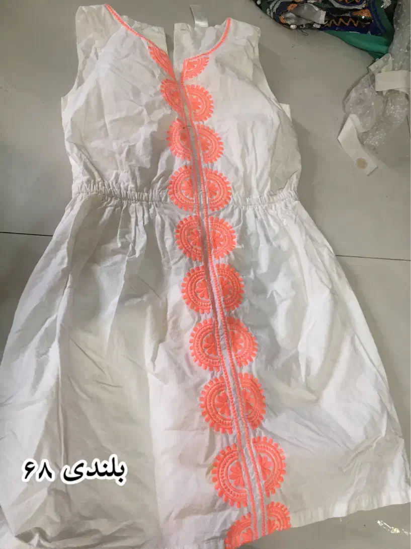 تعدادی لباس ۶الی۷ سال دخترانه بسیار شیک|کفش و لباس بچه|شیراز, ارم|دیوار