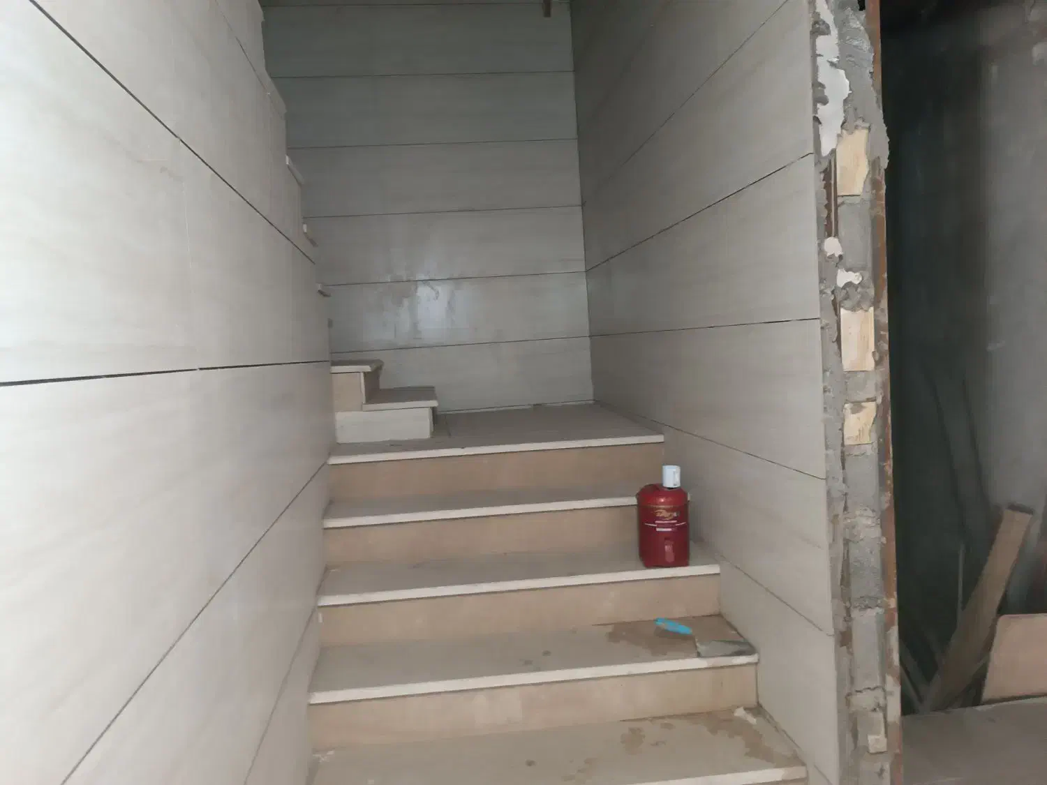 کاشی کاری|خدمات پیشه و مهارت|زاهدان, |دیوار