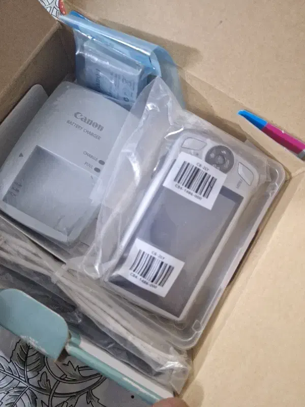 دوربین دیجیتال لمسی مانیتور دار|دوربین عکاسی و فیلمبرداری|شاهینشهر, شهرک گلدیس|دیوار