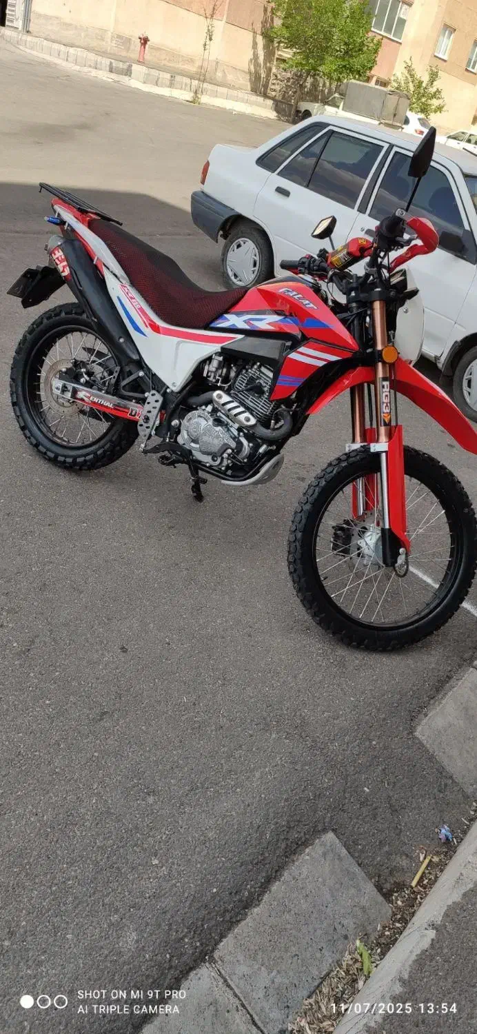 فلات xrمدل 1402|موتورسیکلت|زنجان, |دیوار