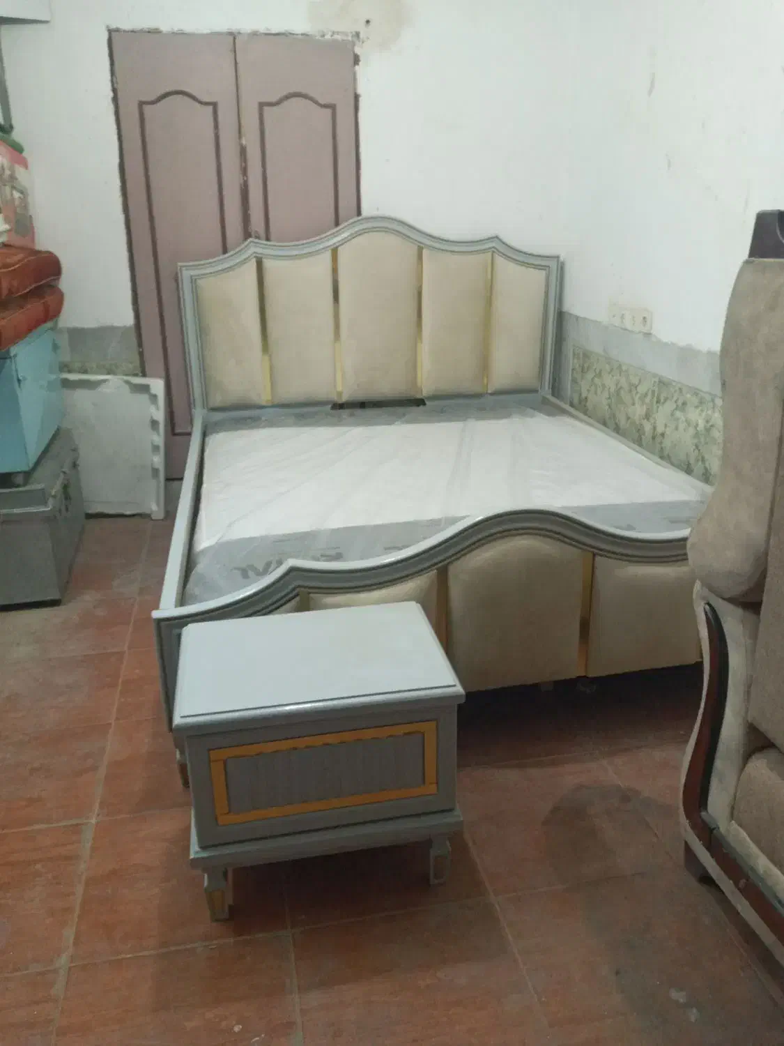 سرویس تخت خواب|تخت و سرویس خواب|بیرجند, |دیوار